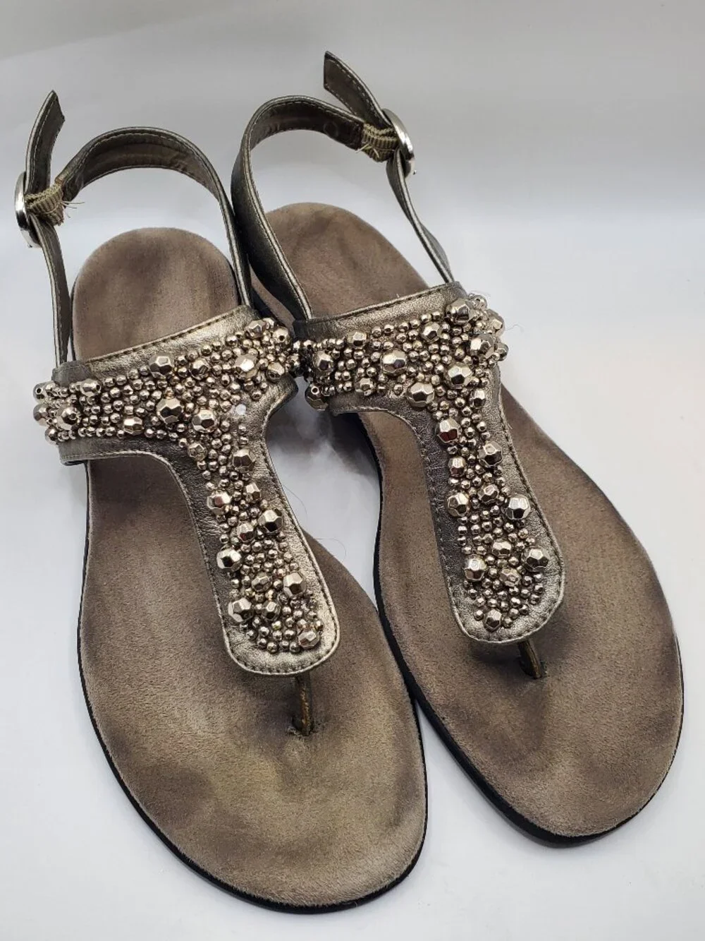 Aerosoles Silver Beaded Embellished Size 8 Thong Sandals